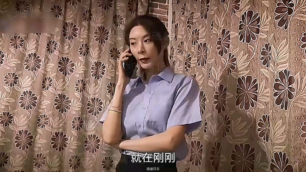 美女特工被脱光捆绑-1.jpg