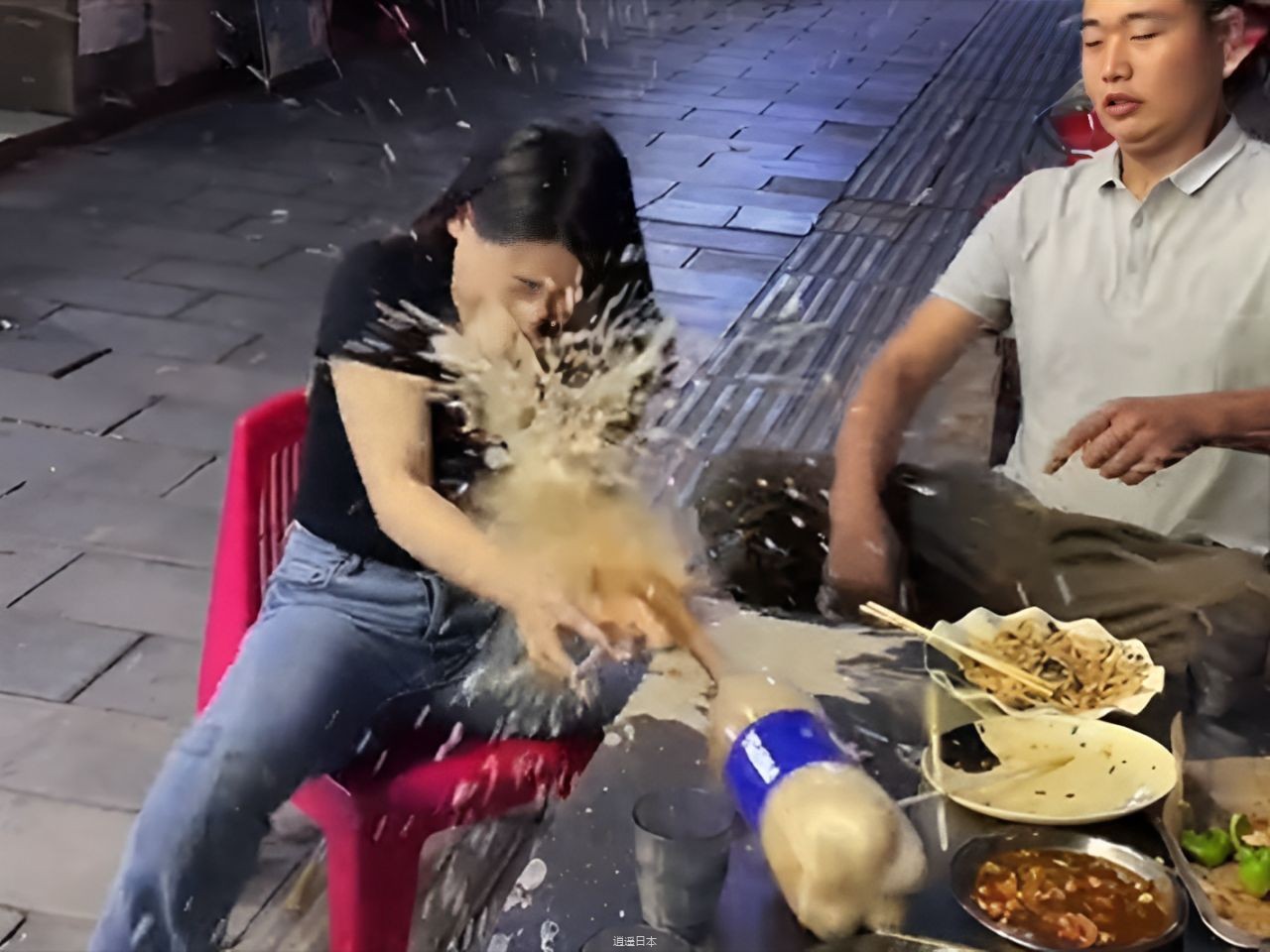 76个尴尬时刻-1.jpg